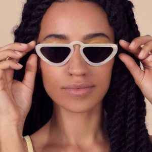 Man Repeller Unibrow Sunglasses in Pearl